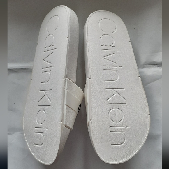 Calvin Klein White Slides - Picture 3 of 3